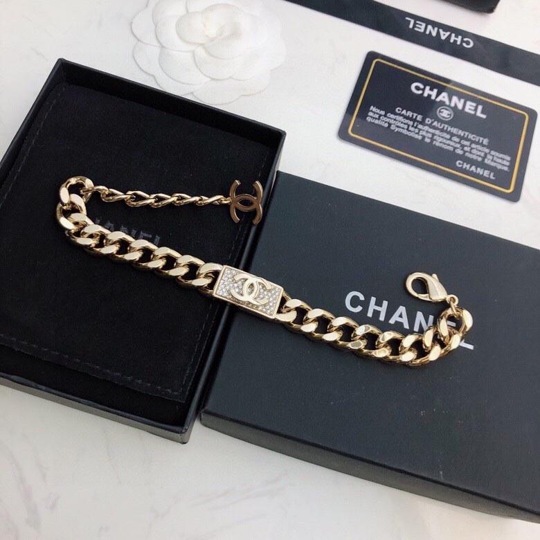 Ch**el necklaces